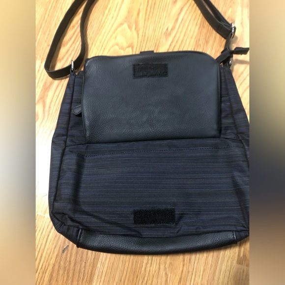 Multi Sac  Black Handbag - Picture 3 of 6